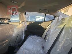 نيسان فيرسا